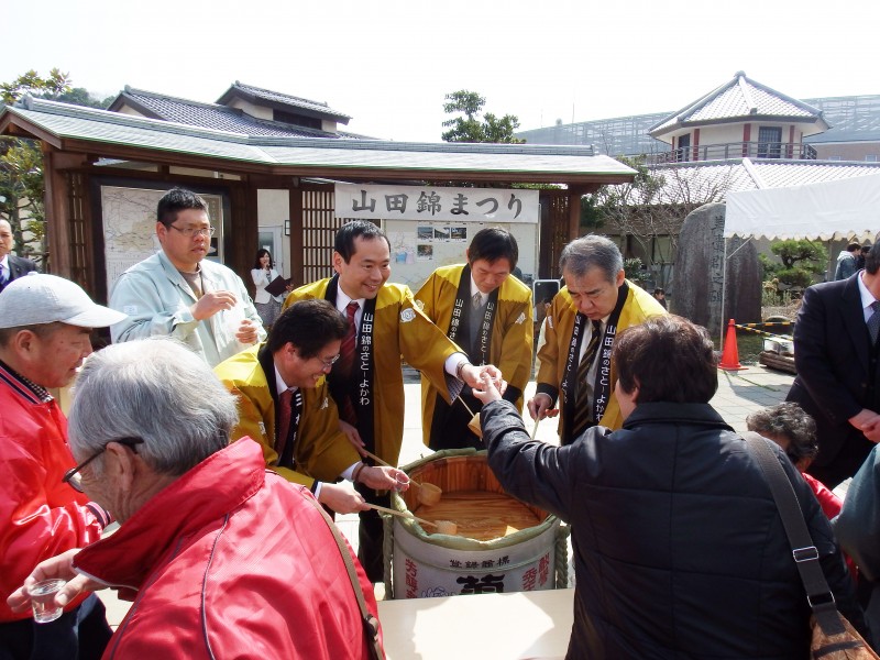 山田錦まつり樽酒