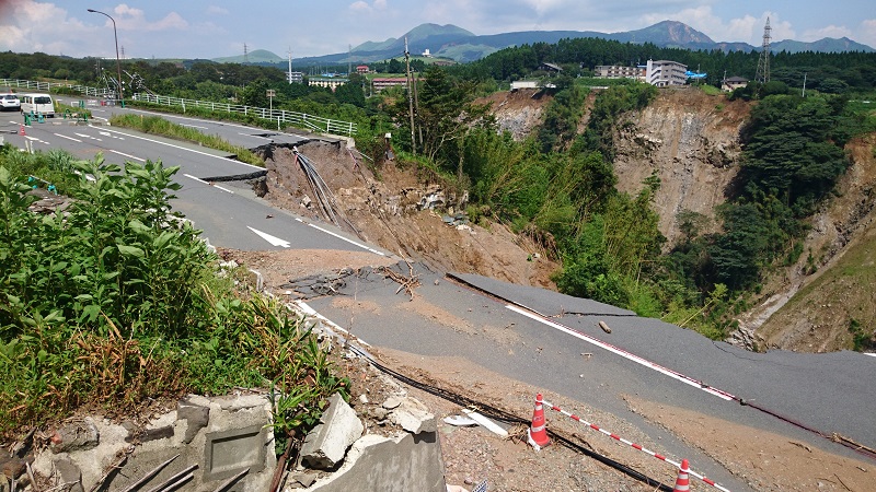 国道57号の崩落