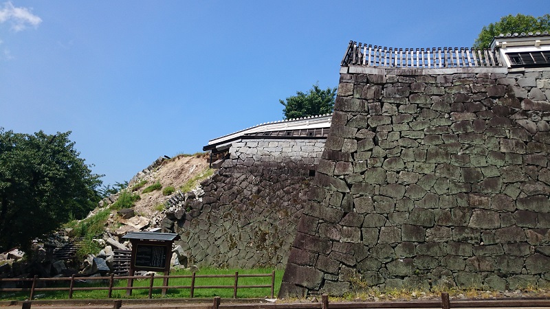財金熊本地震熊本城石垣崩落